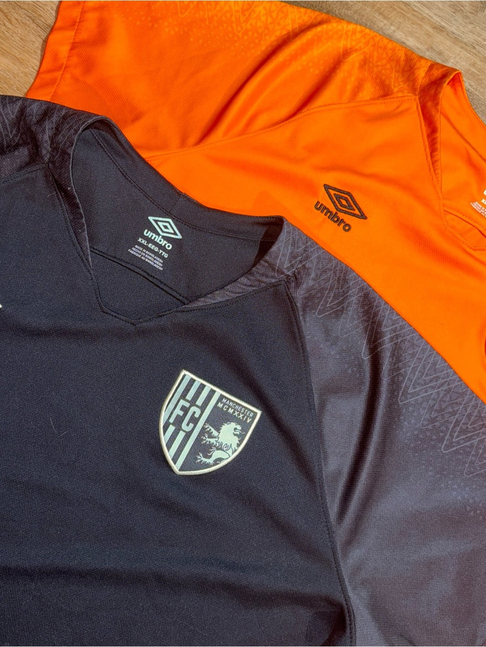 Umbro Manchester FC MCMXXIV Soccer Jersey Adult Mens Sz. 2 XL Bundle Lot of (2)